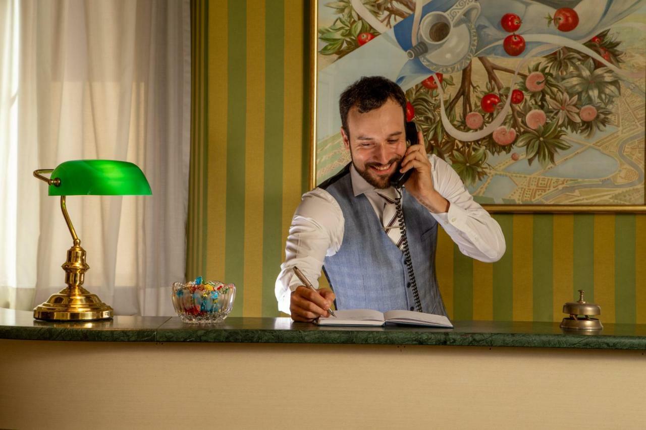 Gjestgiverier Residenza Canova Tadolini - 4*