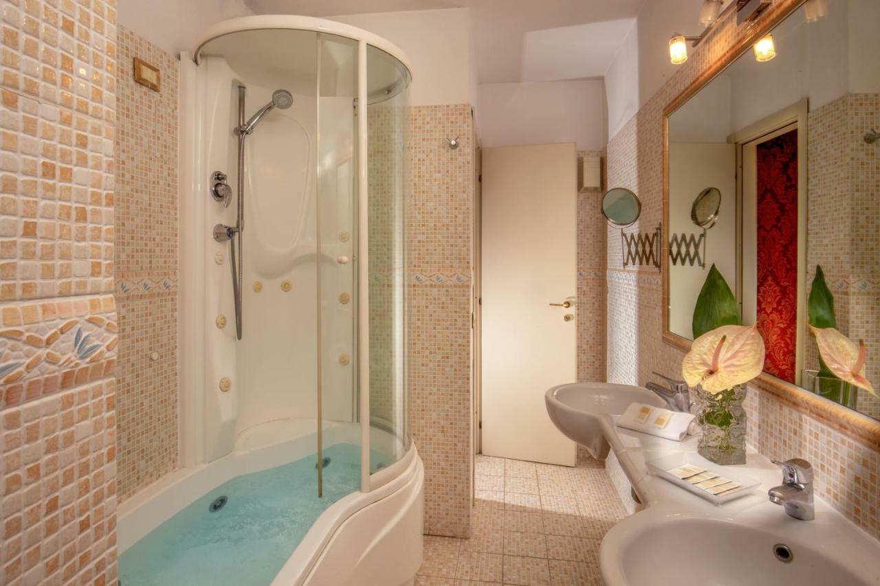 Residenza Canova Tadolini - 4*