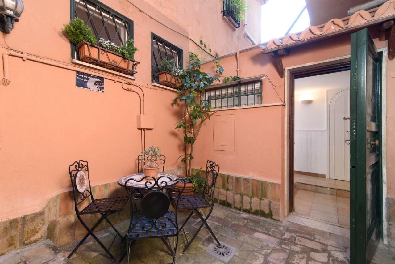 Apartamento Lovely With Garden In Vatican Museums Trastevere