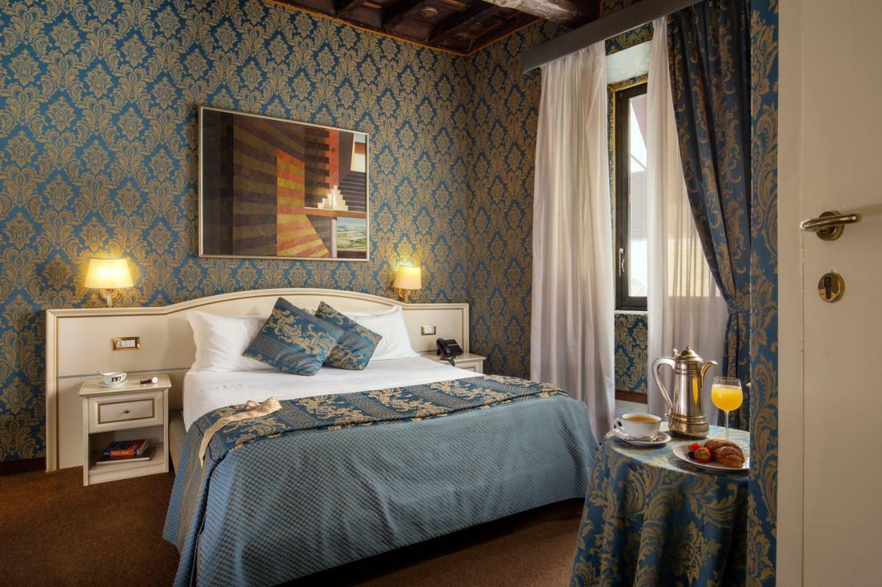 Residenza Canova Tadolini - 4* Roma