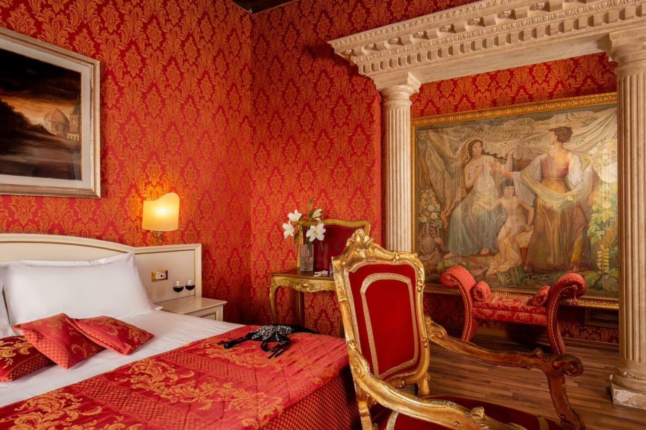 Residenza Canova Tadolini - Gjestgiverier 4*