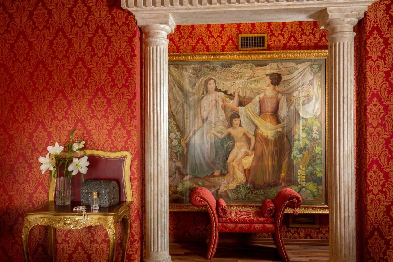 Gjestgiverier Residenza Canova Tadolini -