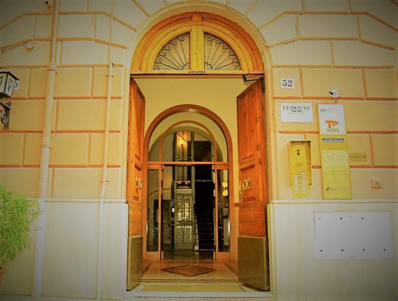 Affittacamere Luxury Ludovisi 3*
