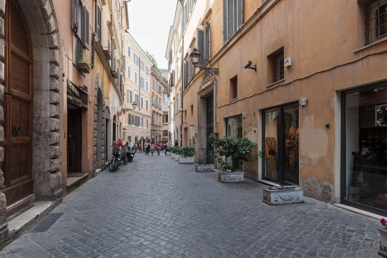Apartment A Peaceful Retreat 2 Minutes From Piazza Navona - Fromhometorome Rome