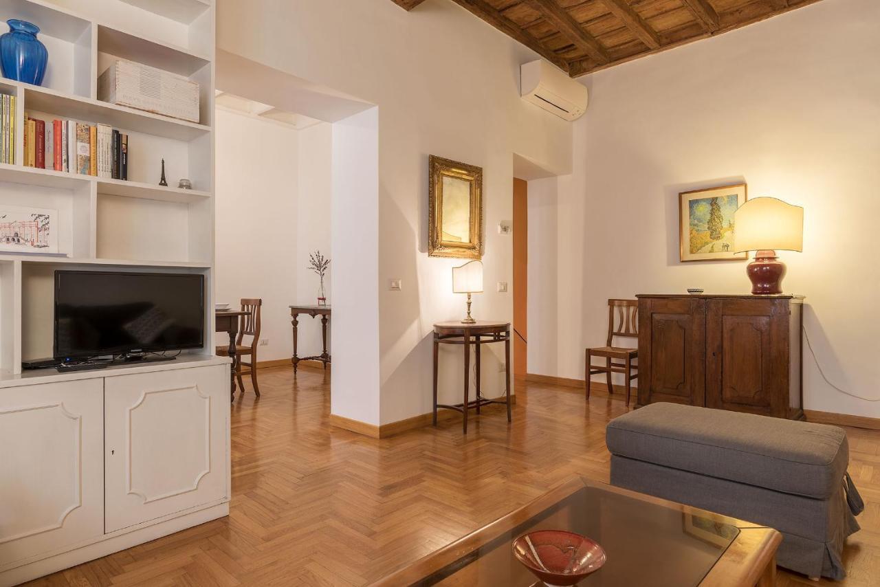 A Peaceful Retreat 2 Minutes From Piazza Navona - Fromhometorome *
