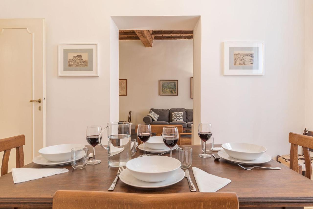 A Peaceful Retreat 2 Minutes From Piazza Navona - Fromhometorome Apartment *
