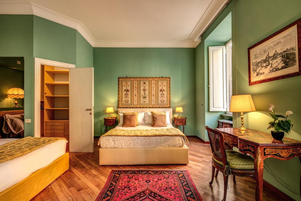Charming By The Vatican Sx *