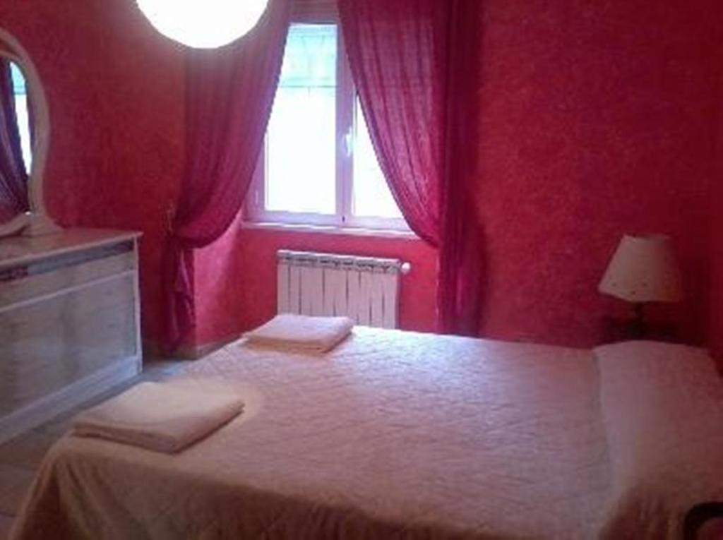 Bed and breakfast Max House 2*