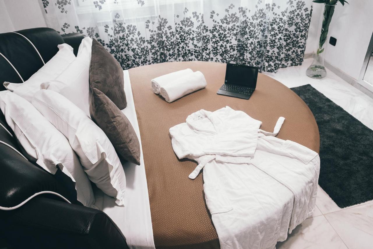 Gregorio Vii Luxury San Damaso Hotel