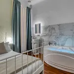 Atrhome Frattina Luxury