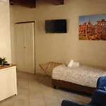Re Monti