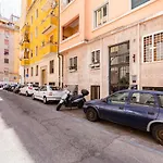 Bmga L The White Crown Apartment In Testaccio