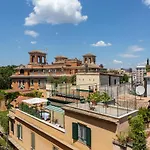 Lovely New Attic, Piazza del Popolo!