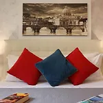 Grand Tour Rome Apartment - Liberty Collection