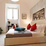 Grand Tour Rome Apartment - Liberty Collection