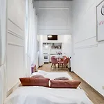 Trevi Fountain - Romedreamhome