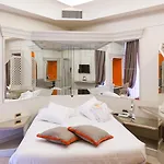 Hotel Isa