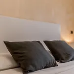 Apt Rome - Pietra