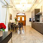 Navona Artist 7 Apt