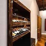 The Frattina - Luxury Serviced Apartment