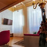 Navona Family House