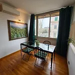 R.C. Giulio Cesare. Loft In Centro