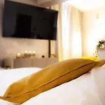 Luxury Me