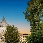 St Peter\'S Boutique Roma