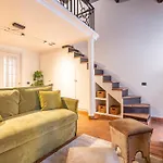 Art House Trastevere Luxury Apartment