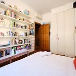 Marisol\'S House, Colosseo