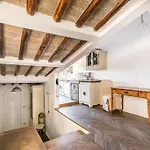 Scala Lovely Terrace Apartment