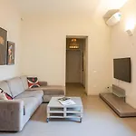 Cozy Nest With Terrace In Trastevere