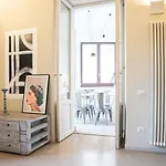 Cozy Nest With Terrace In Trastevere