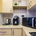 Apartment Metro San Paolo -Air Conditioning-Wifi-Tv55\