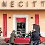 Cinecitta Studios Villa Apartment