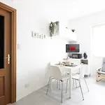 Aeterna Apartment Rome - Metro A , 20 Min To The Center - Tourist Tax Included - Free Wi-Fi