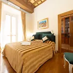 Pantheon Suites In Rome