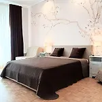 Maury\'S House