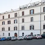 Le Piccole Lune Di Monti