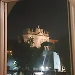 Large&bright apartment amazing view Basilica San Giovanni in Laterano