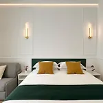 Nova Luxe