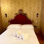 Domus Colosseo Hotel