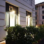 The Grand View Lux Vatican Suite