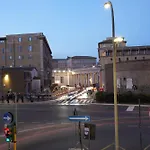 The Grand View Lux Vatican Suite