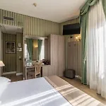 Hotiday Room Collection - Roma Porta Pia
