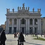 Casa Su Colosseo San Giovanni
