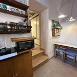 Portoghesi Apartment