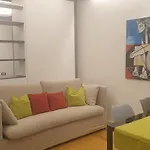 Allegro E Colorato Appartamento Metro A