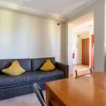 Crosti Apartments