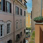 Chich Suites In The Heart Of Historic Rome